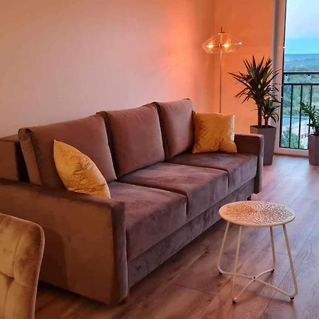 Mily, Nowy, Luksusowy Apartament Apartment Przemysl Ngoại thất bức ảnh